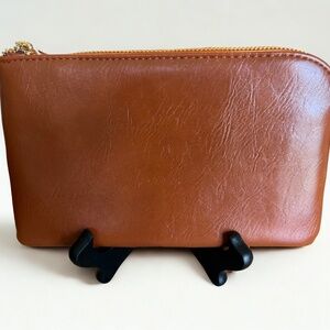 NWT Universal Thread Zip Wallet (Brown)